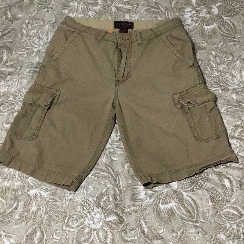 WEAR FIRST MEN’S CARGO SHORTS